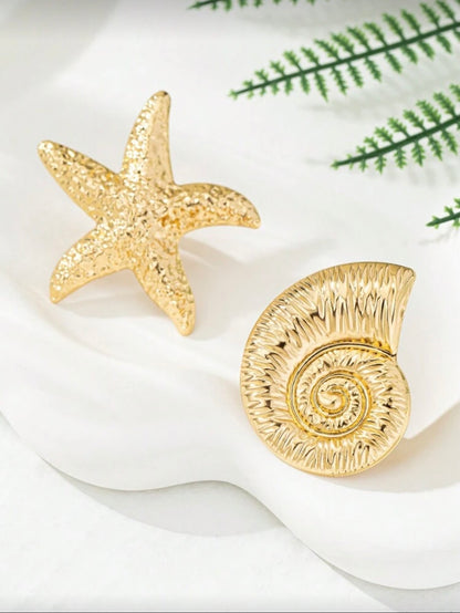 2 PCS EXAGGERATED SEASHELL & STARFISH GOLD RINGS