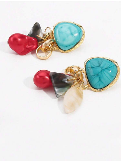 IRREGULAR GEOMETRIC RESIGN RETRO EARRINGS