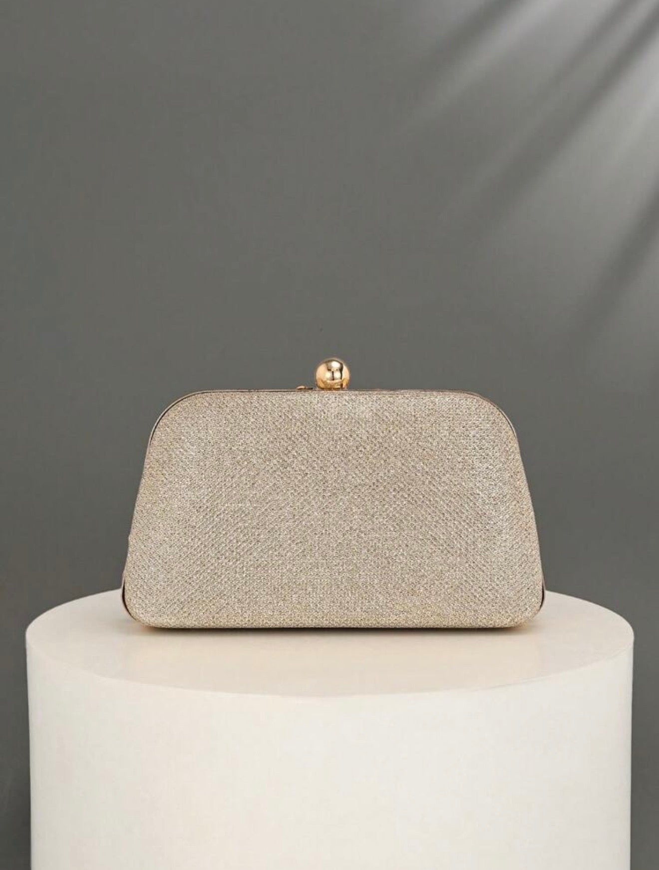 VINTAGE SHINY SEQUINED EMBROIDERED EVENING CLUTCH