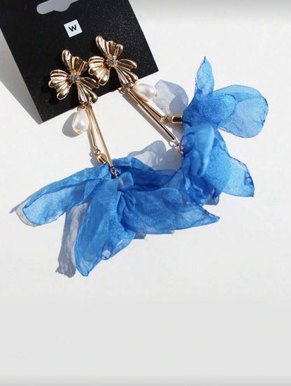 MESH BLUE FLOWER EARRINGS
