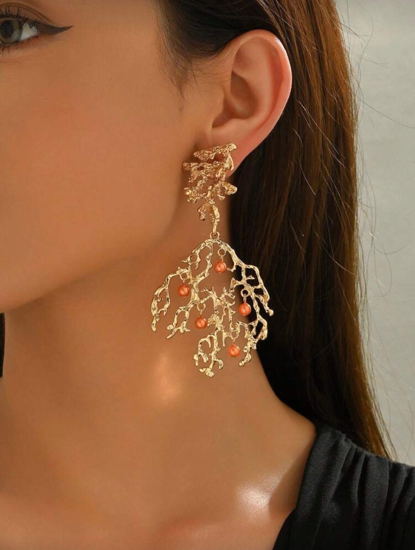 FAUX PEARL EMBEDDED CORAL EARRINGS