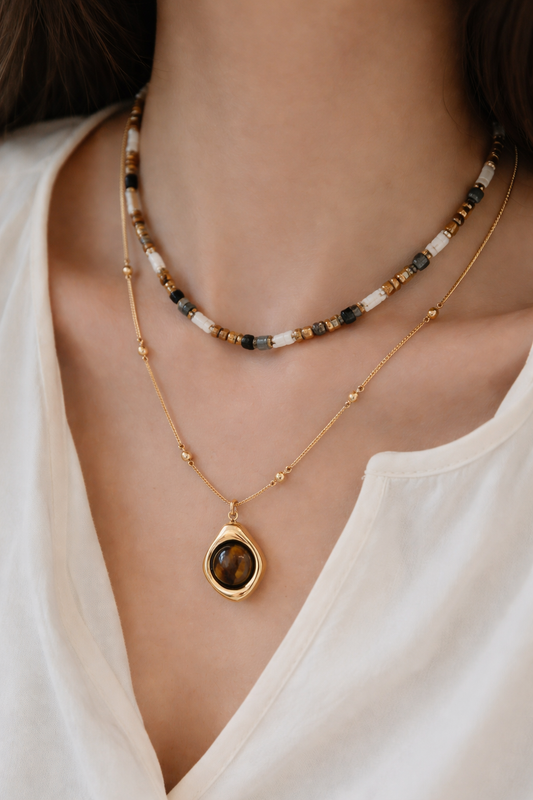 TWO LAYER BEADED NECKLACE AND PENDANT GOLD NECKLACE