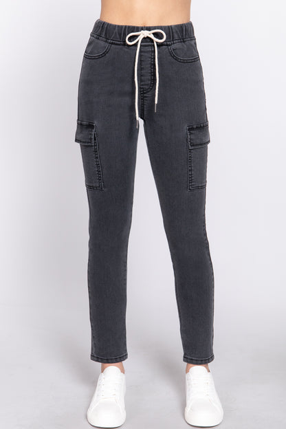 ELASTIC WAIST CARGO DENIM PANTS