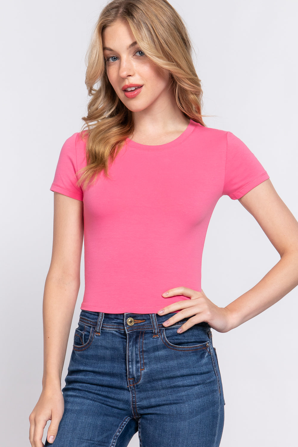 SHORT SLEEVE CREW NECK CROP TOP