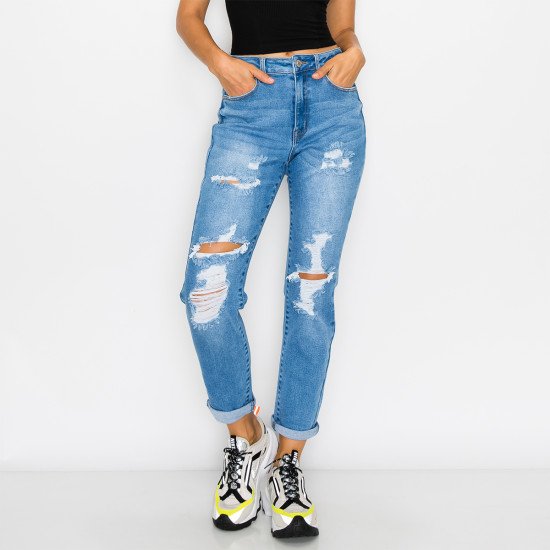 RIPPED BOYFRIEND JEANS