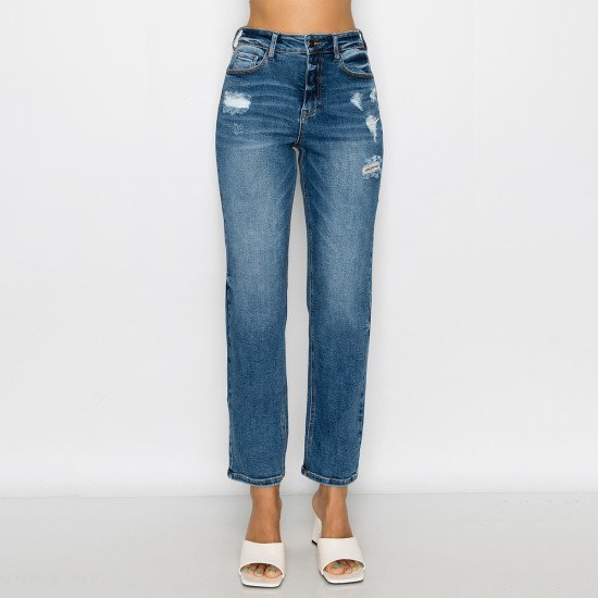 SLIM STRAIGHT JEANS